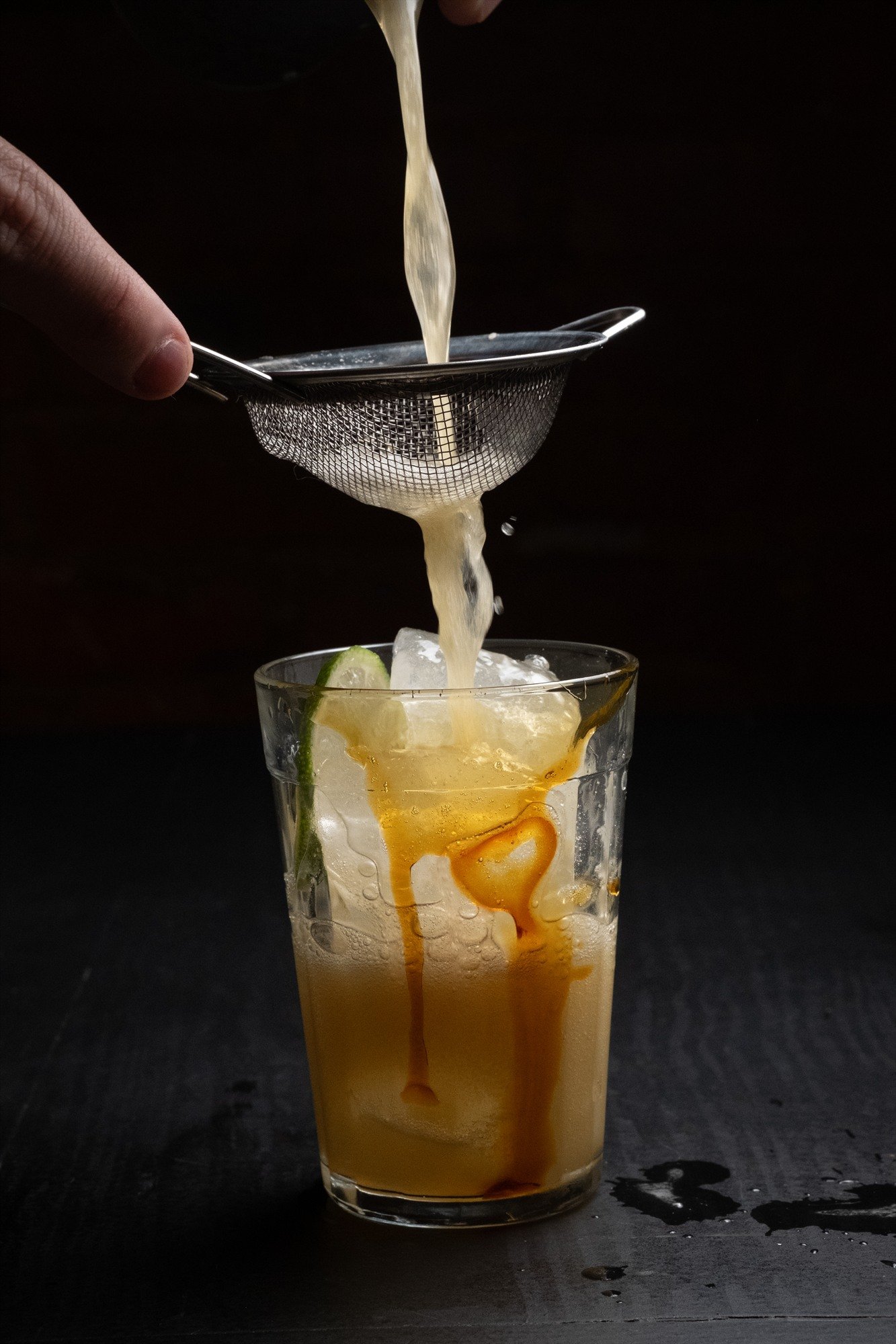 Jambu Sour — drink autoral do Dona Maria